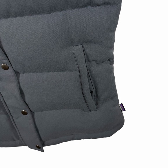 Patagonia Women's Sz‎ S Bivy Hooded Vest in Gray, Pink Hooded Down Filled - Picture 4 of 15